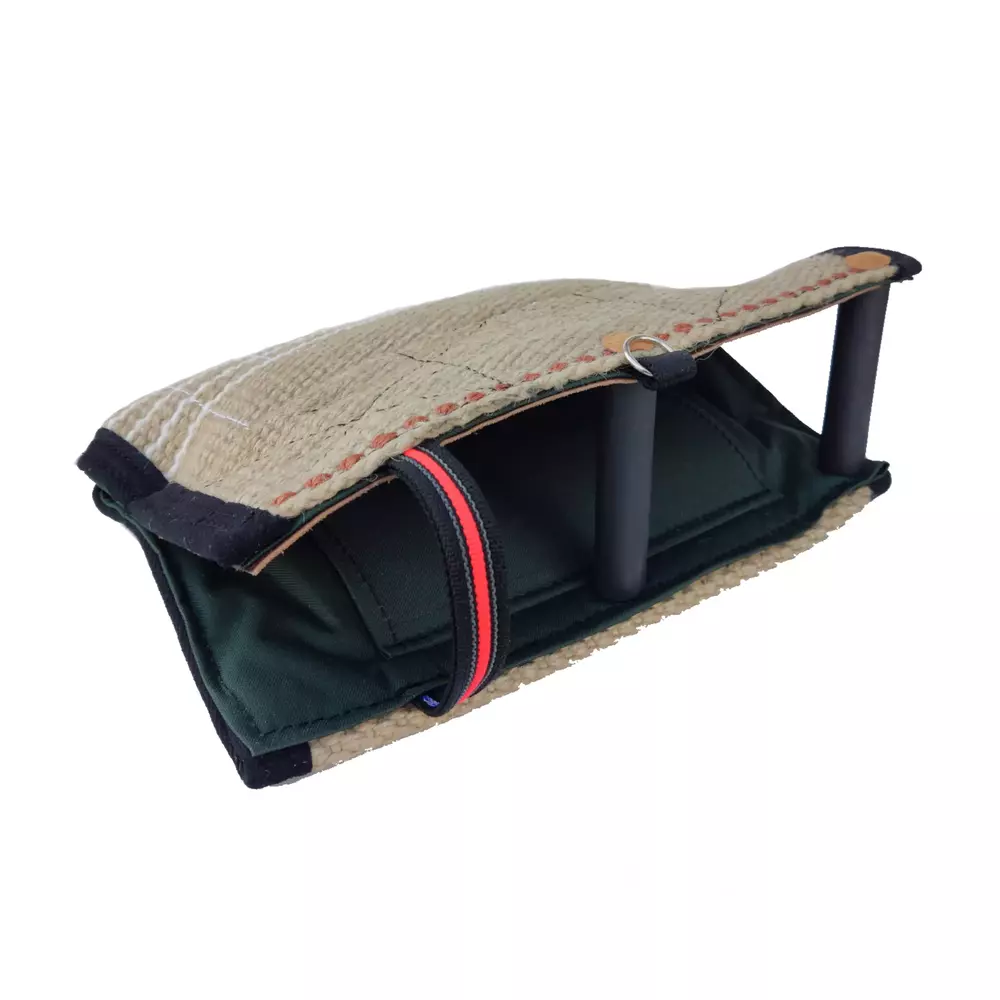 Beißkeil aus Jute mit 2 Griffe